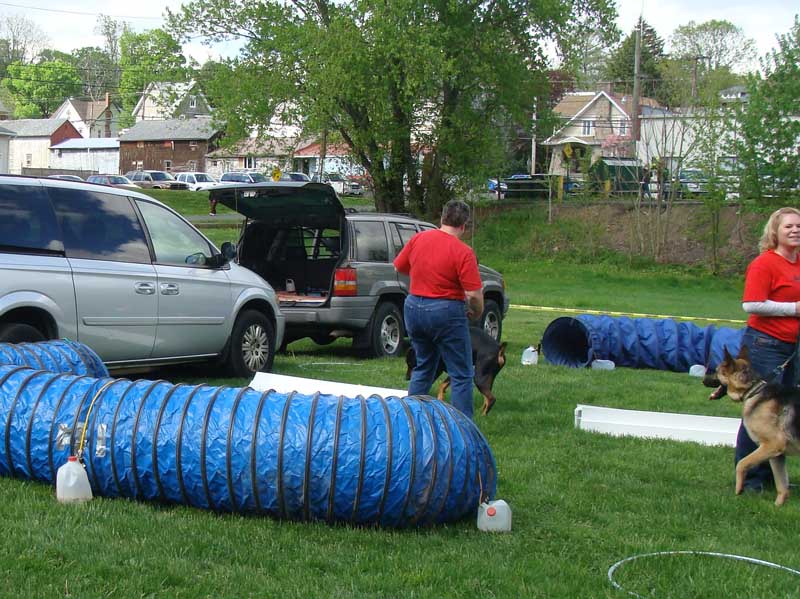 Weight Pulling - Demo - Schwenksville Community Days - April 30, 2011